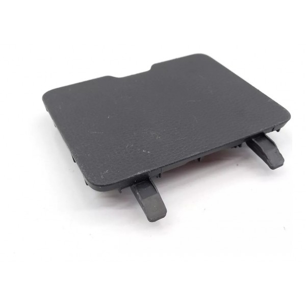 Tampa Caixa Fusível Pajero Sport 2022 (acaba. Painel)