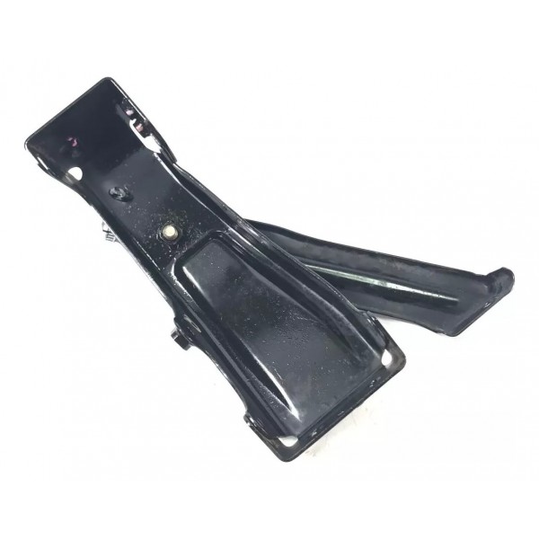 Suporte Da Lamina Do Parachoque Esquerdo