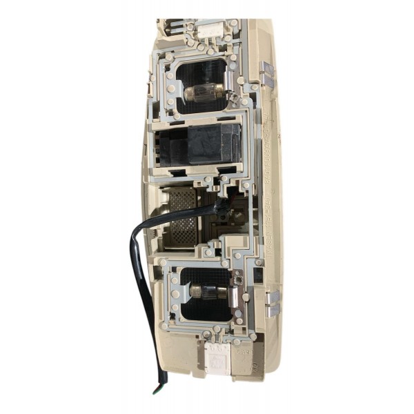 Luz Cortesia Do Teto Outlander 3.0 2015