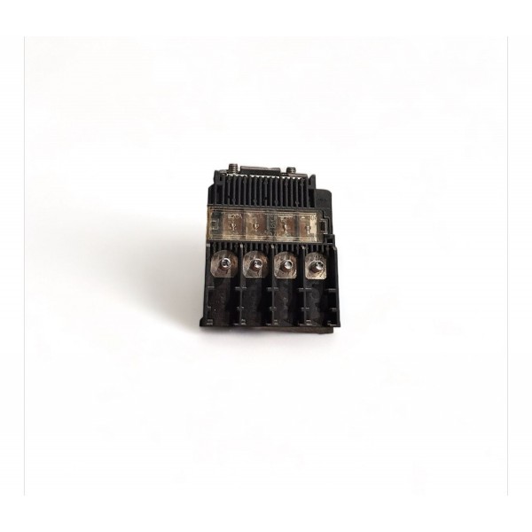 Caixa De Fusivel Da Bateria L200 Triton